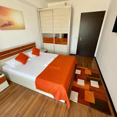 Alcomar Apartment - Summerland Mamaia Exterior foto