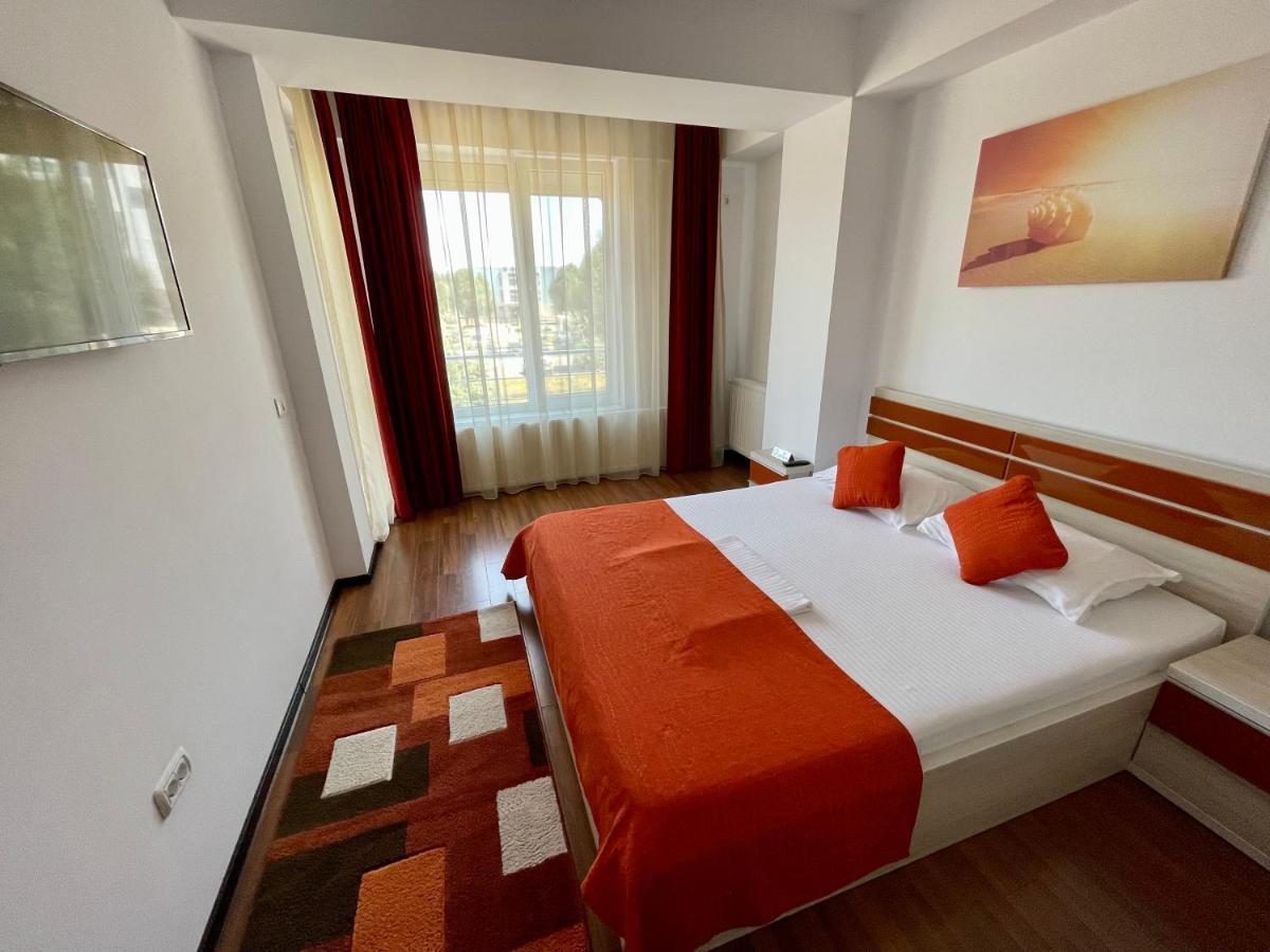 Alcomar Apartment - Summerland Mamaia Exterior foto